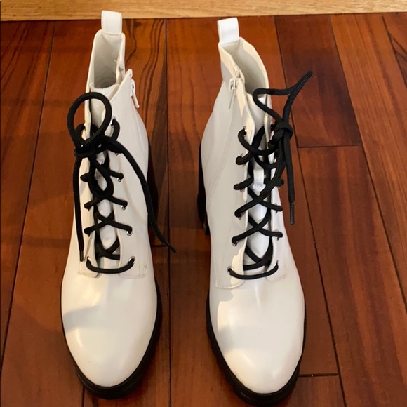 Heeled BP white combat Boots - Picture 3 of 8